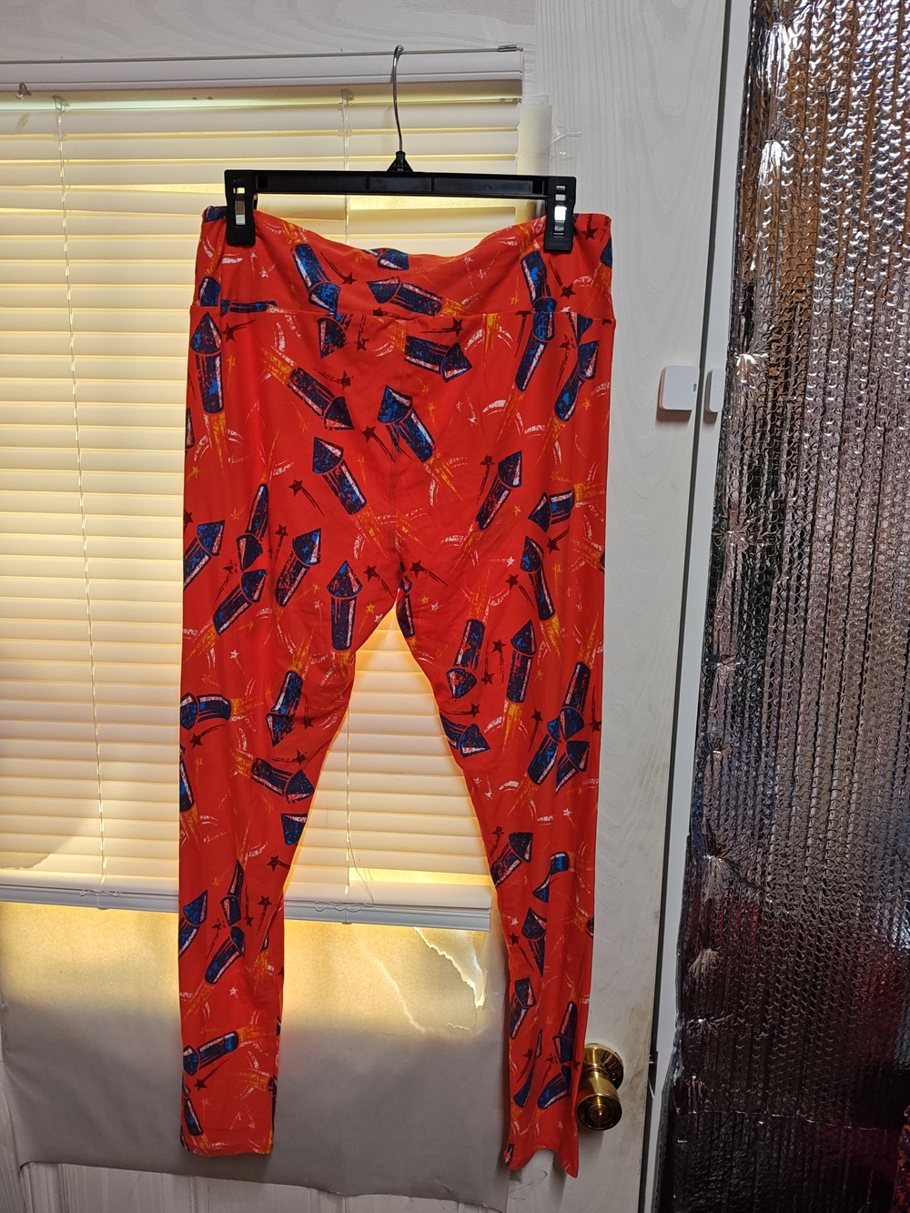 LuLaRoe Red Rocket Print Kids Leggings - Picture 3 of 5
